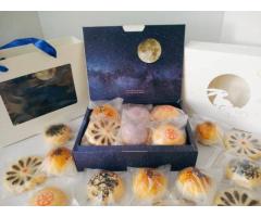 Traditional Asian Chinese Pastries Mooncakes Gift box, Chinese New Year