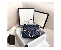 Get your replica bags online at the best prices at Replicabags
